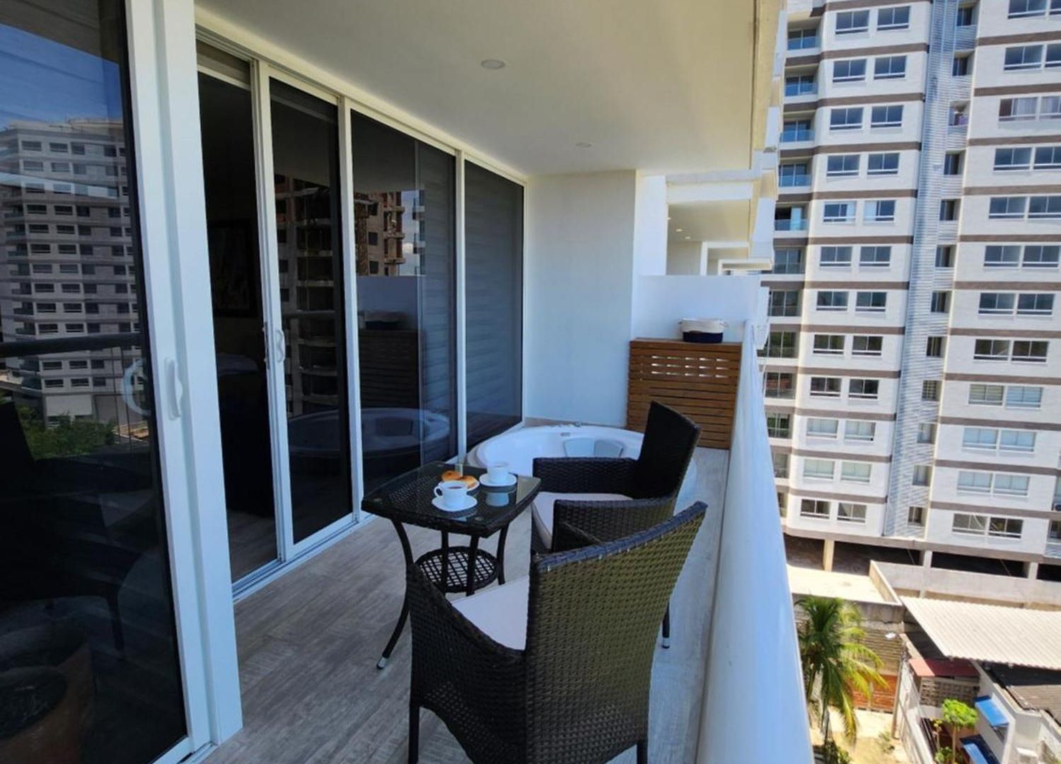 Apartamento Lujoso En Con Jacuzzi Y Piscina Privada Cartagena