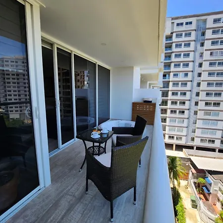 Apartamento Lujoso En Con Jacuzzi Y Piscina Privada Cartagena